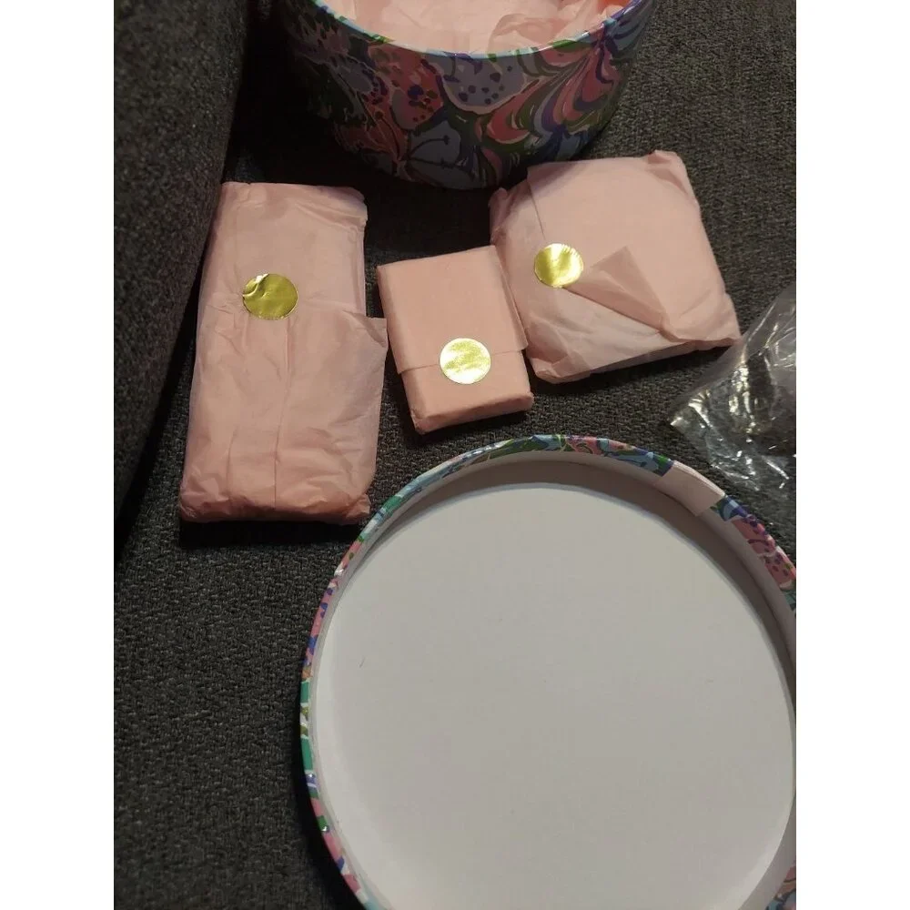 Lilly‎ Pulitzer Relax in Print Feline good accessories box - NWT And Packaging